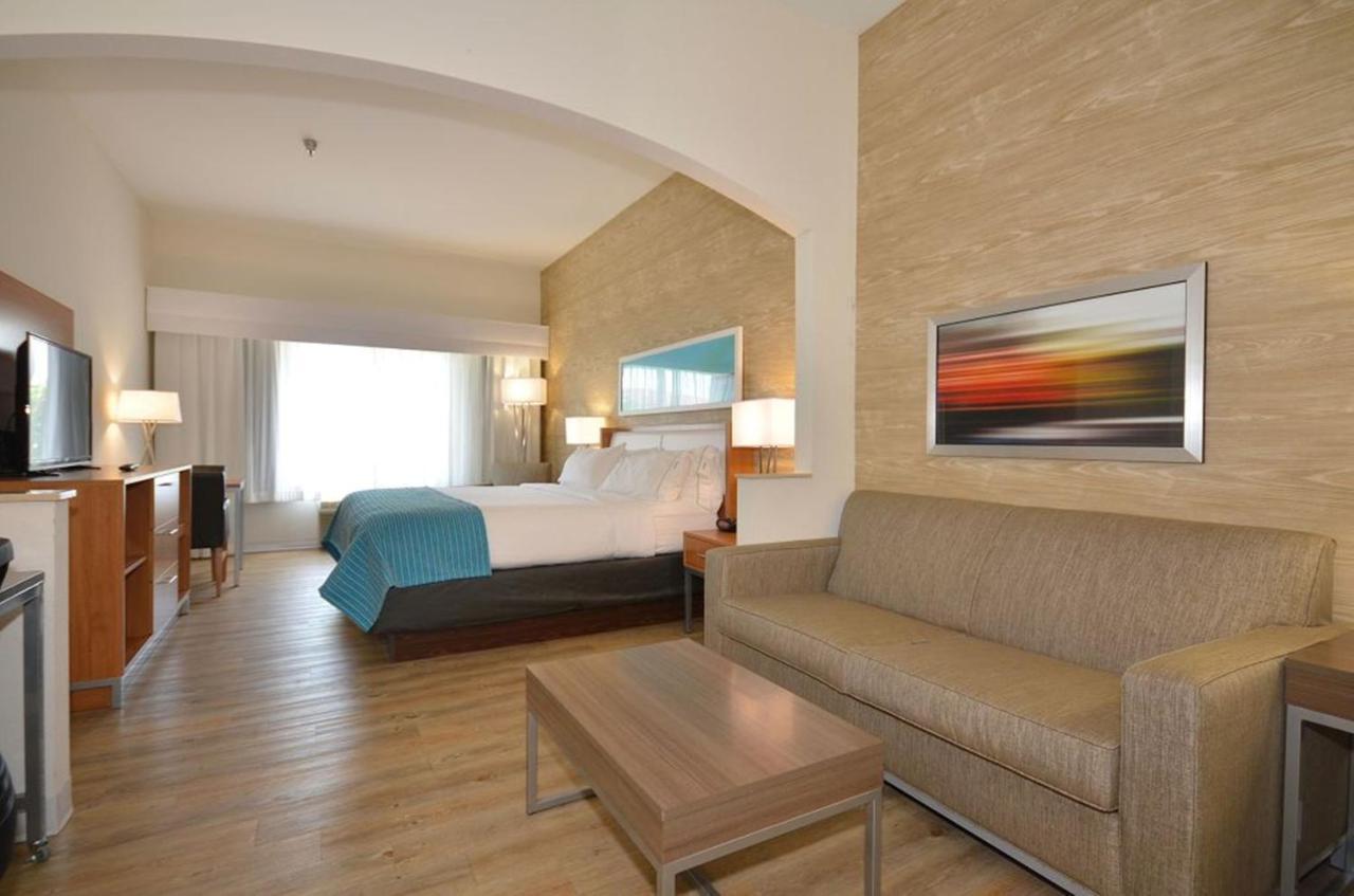 Holiday Inn Express Hotel & Suites Farmington, An Ihg Hotel Exteriér fotografie