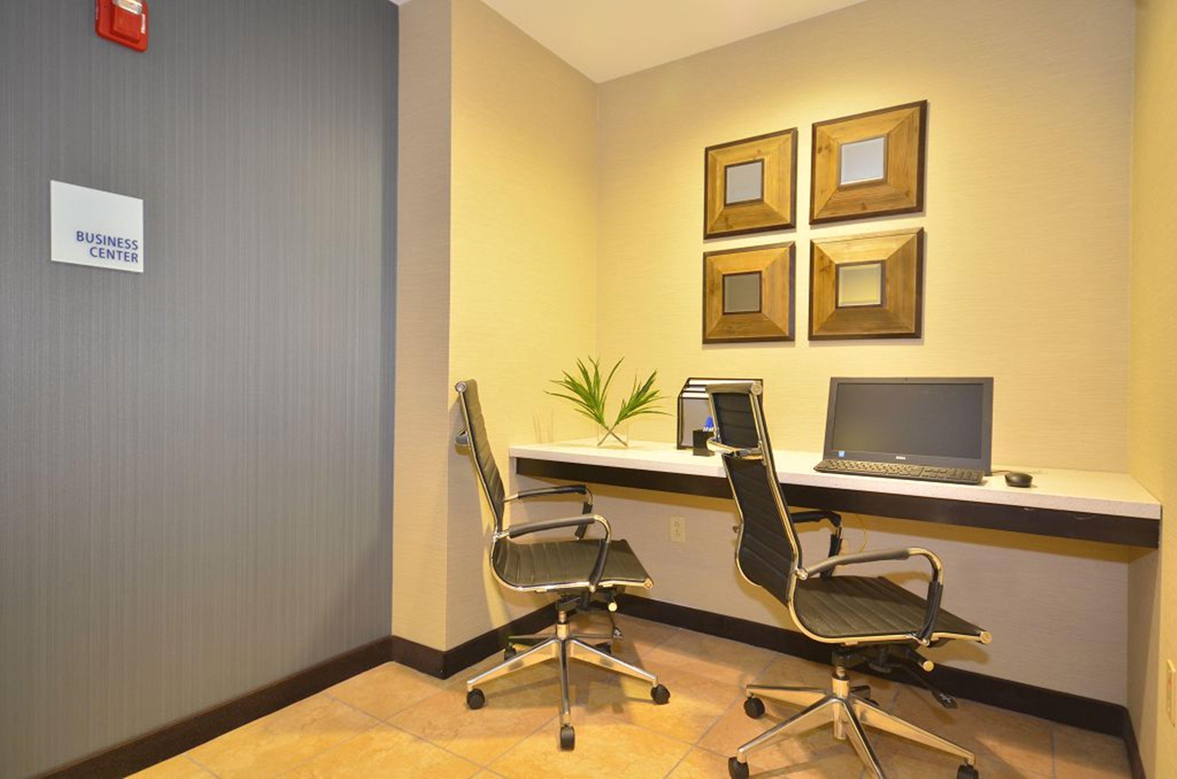 Holiday Inn Express Hotel & Suites Farmington, An Ihg Hotel Exteriér fotografie