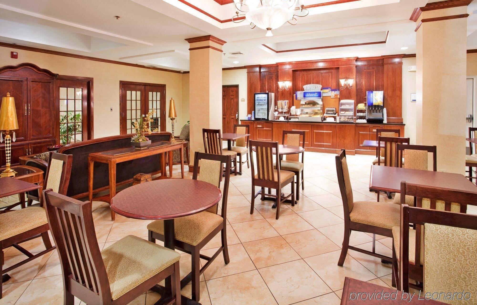 Holiday Inn Express Hotel & Suites Farmington, An Ihg Hotel Exteriér fotografie